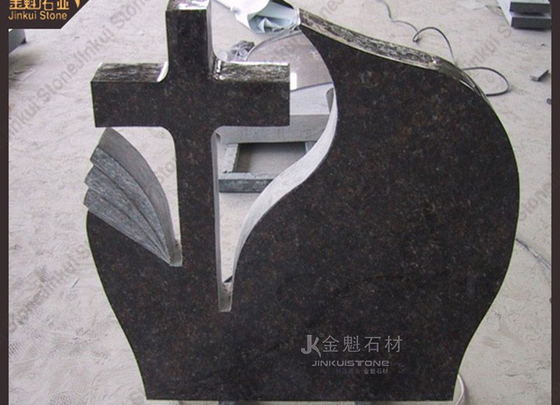 What are the advantages of choosing granite headstones for lasting memorialization?