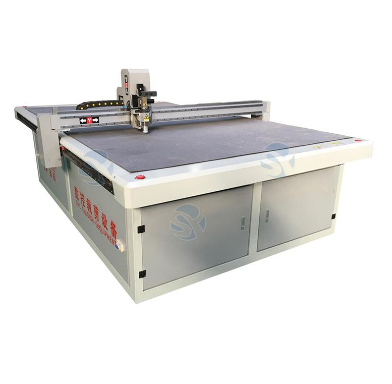 Advantages of Using an Automatic Leather Cutting Machine in Car Mat Manufacturing
