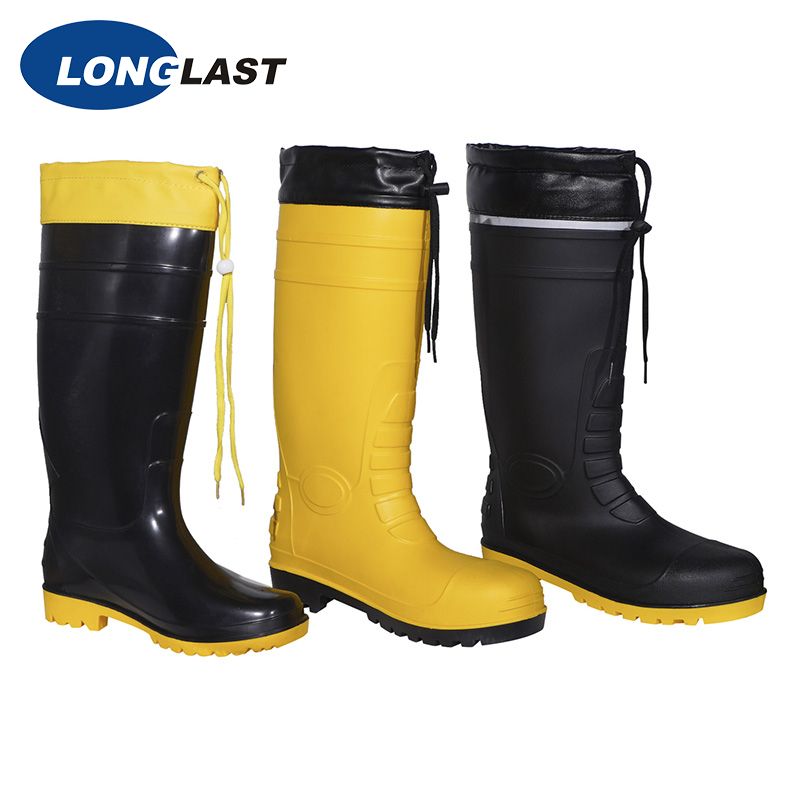 Wellington Rubber Boots: A Classic and Timeless Footwear Choice