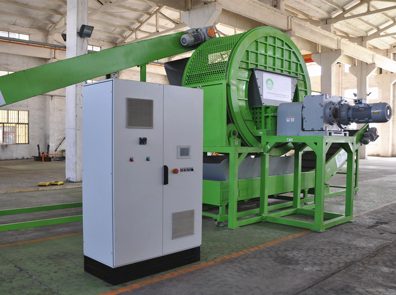 The Versatile Power of Shaft Shredders: Redefining Waste Management