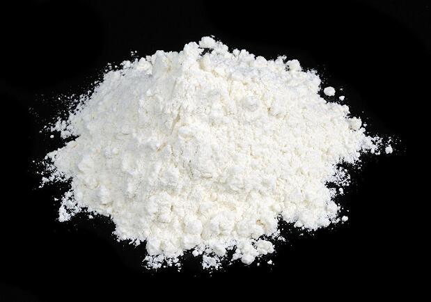 What are the uses of bleaching powder?