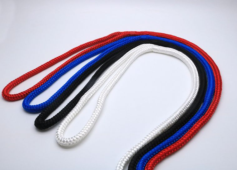 Nylon Rope and Polyester Rope - What's the Difference?