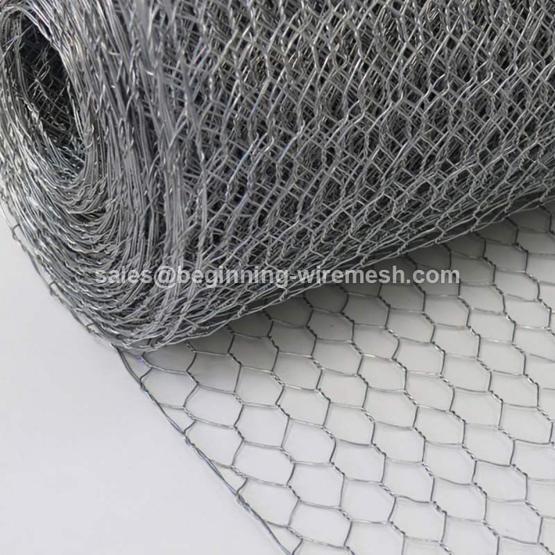 Features and uses of hexagonal wire mesh