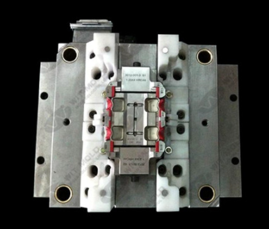 Insert Molding VS. Overmolding: What’s the Difference?
