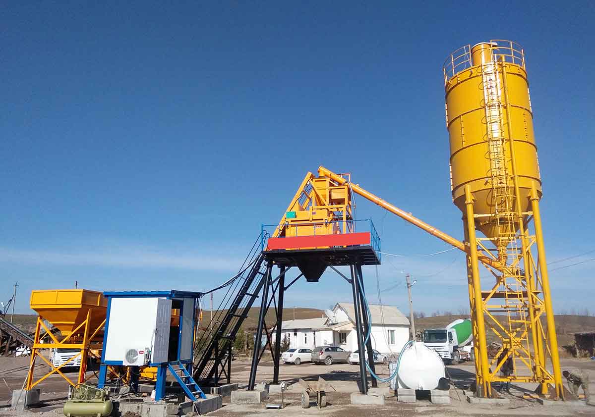 Advantages of Employing a Dry Mix Concrete Batching Plant in Construction