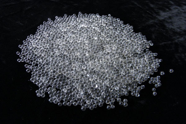 What Size Glass Beads for Sandblasting?