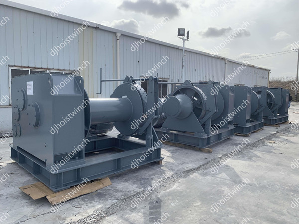 4 Sets of 25 Ton Mooring Winches Shipped to UAE