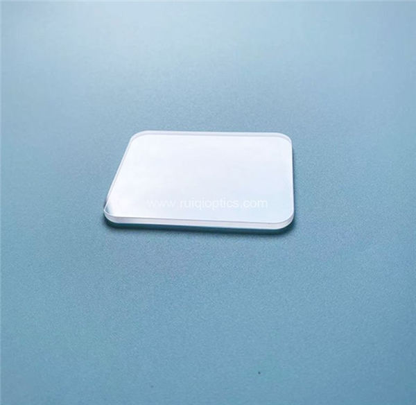 Plano Convex Cylindrical Lens vs. Plano Concave Cylindrical Lens