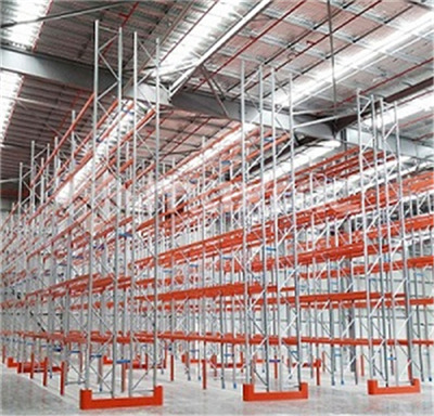 What is The Difference Between a Mezzanine Floor and Pallet Racking?
