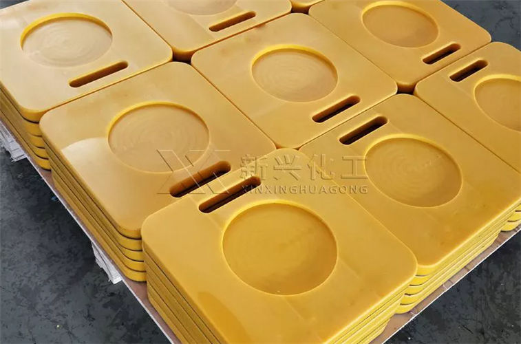 What Are the Different Types of Crane Equipment Mats?