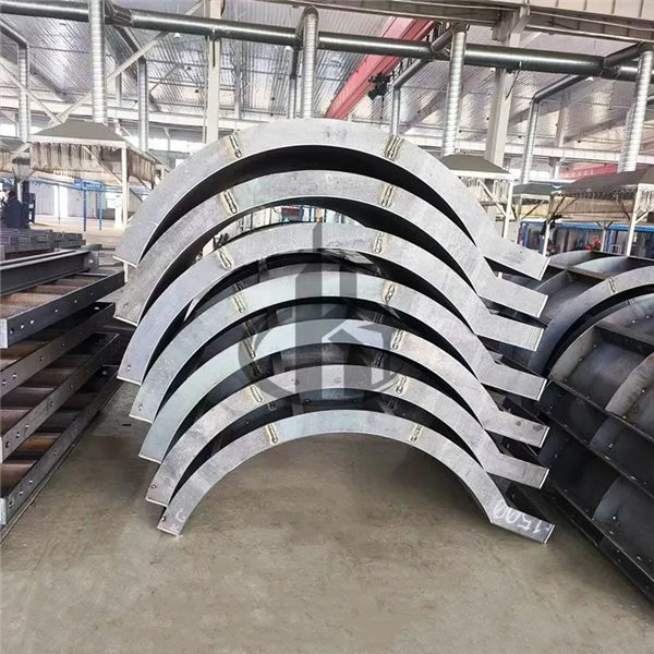 Advantages and Disadvantages of Steel and Timber Formwork